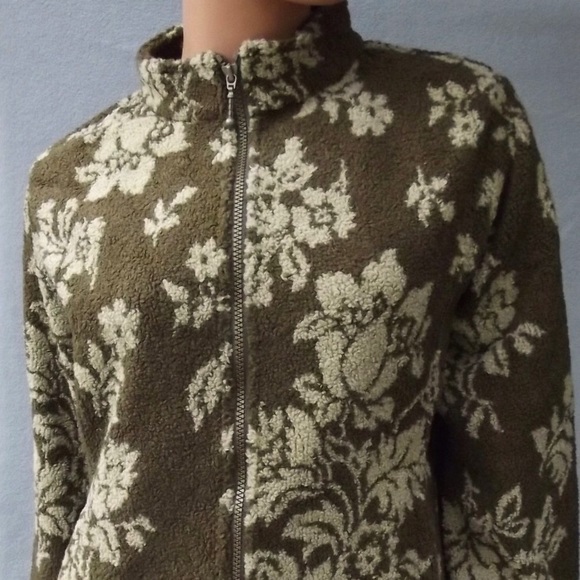 Fleece Jacket Medium Straight Down ~ New! - Picture 1 of 9